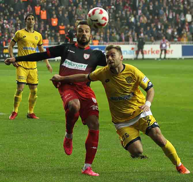 SAMSUNSPOR-ANKARAGÜCÜ  MAÇINDAN KARELER 5