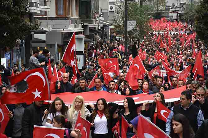 SAMSUN ÇANAKKALE ŞEHİTLERİ İÇİN YÜRÜDÜ 3