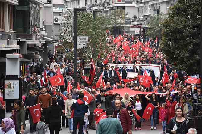 SAMSUN ÇANAKKALE ŞEHİTLERİ İÇİN YÜRÜDÜ 4