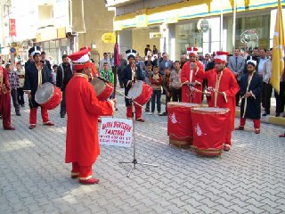 Hayır Çarşısı Mehteranla Açıldı