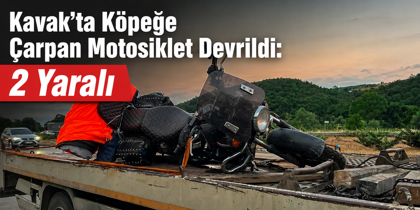 Kavak’ta Köpeğe Çarpan Motosiklet Devrildi: 2 Yaralı