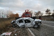 SAMSUNDA TRAFİK KAZASI: 1 ÖLÜ, 2 YARALI