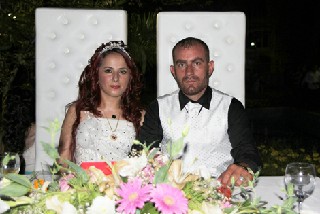 GENÇ ÇİFTİN MUTLU GÜNÜ