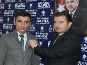 AK PARTİ BAFRA TEŞKİLATINDA 20 BİNİNCİ ÜYE COŞKUSU