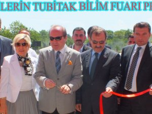 TUBİTAK 4006 BİLİM FUARI MUSTAFA ERDİN ORTAOKULUNDA DÜZENLENDİ