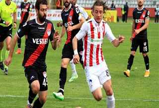 SAMSUNSPOR PENALTILARLA GÜLDÜ