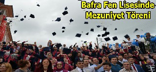 Fen Lisesi Öğrencileri Mezuniyet Coşkusu