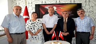 TÜRKİYE EMEKLİLER DERNEĞİ BAFRA ŞUBESİNDEN KAYMAKAMLIĞA ZİYARET