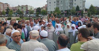 İlk hac kafilesi yolcu edildi