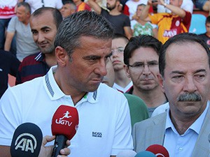 Hamzaoğlu: "Bir bardak su da fırtınalar koparılmaya çalışılıyor"