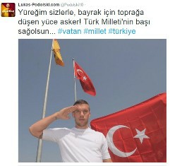 Podolskı’den Asker Selamı