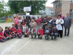ÖĞRENCİLER 10 BİN MAVİ KAPAK TOPLADI