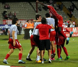 Samsunspor evinde şen