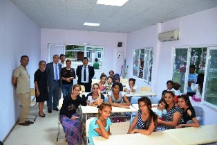 Romenlere Ev Hizmetleri Eğitimi