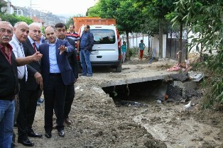 Bakan Kılıç, Selde Zarar Gören Havza’yı Gezdi