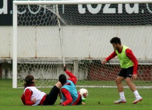 Deprem Samsunsporlu Futbolcuları İdmanda Yakaladı