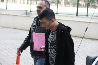 Kahvehanede Bin 210 Paket Kaçak Sigara Ele Geçti