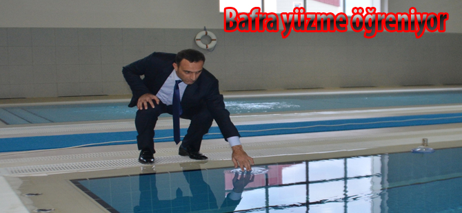 Bafra yüzmeyi öğreniyor