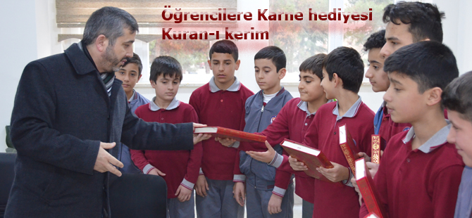 Öğrencilere karne hediyesi Kuran-ı Kerim
