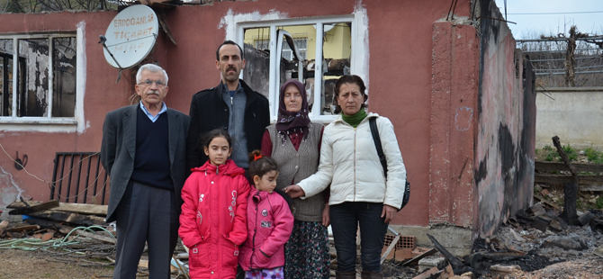 Bafra'da evi yanan aile yardım bekliyor