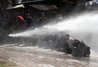 İzinsiz Nevruz Kutlaması'na polis müdahalesi