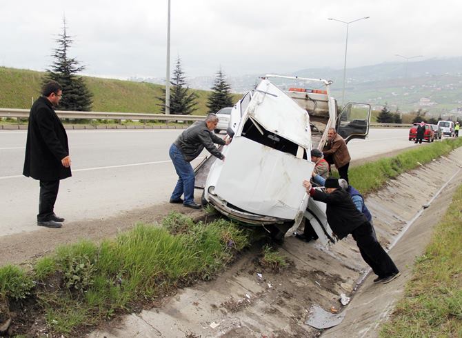 SATILIĞA ÇIKARDIĞI OTOMOBİLİYLE KAZA YAPTI