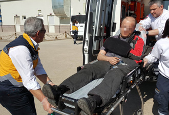 Tatbikatta yaralanan astsubay,helikopterle hastaneye kaldırıldı