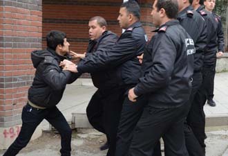 Üniversite'de arbede