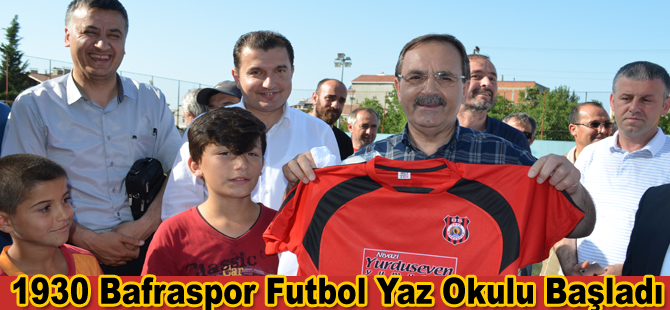 Yaz futbol okulu başladı