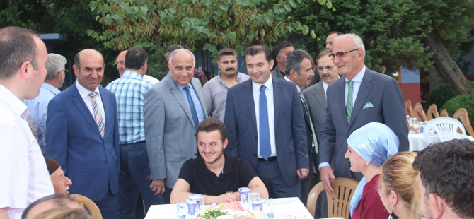 Ak Partiden Bafra'da iftar