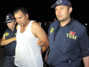 Darbeci albay tutuklandı
