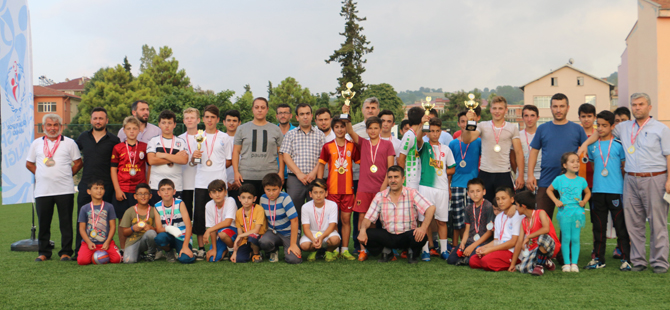 Alaçam'da camiler arası futbol turnuvası sona erdi
