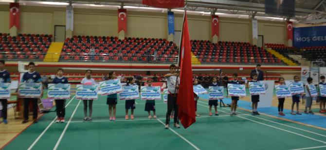 Badminton Süper Lig müsabakaları Bafra’da başladı