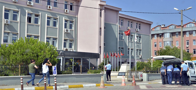 Bandırma'da FETÖ operasyonunda 40 tutuklama