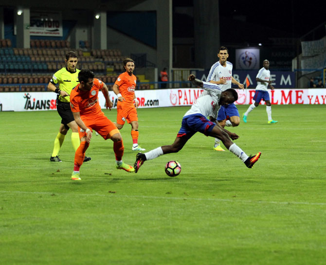 Kardemir Karabükspor: 3 - Çaykur Rizespor: 0