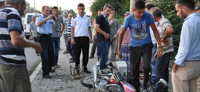 YAKININI DOKTORA GÖTÜRÜYORDU KAZA YAPTI