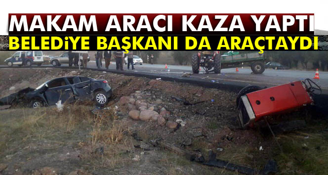 Belediye başkanının aracı kaza yaptı: 3 yaralı