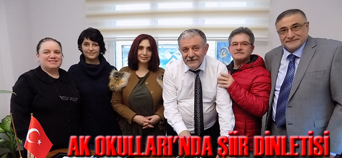 AK OKULLARI'NDA ŞİİR DİNLETİSİ