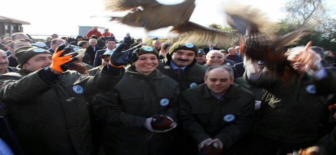 Bakan Kılıç ve Eroğku doğaya sülün saldı