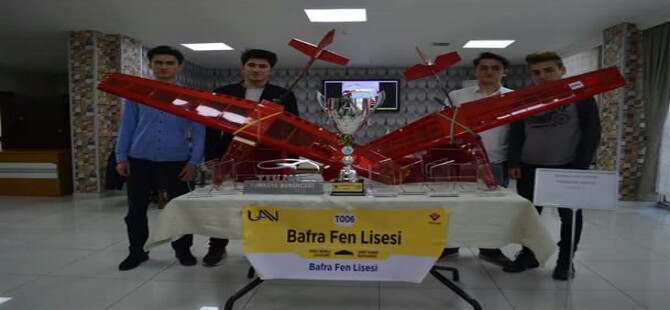 Bafra Fen Lisesi öğrencileri uluslararası TUBİTAK yarışmasında.