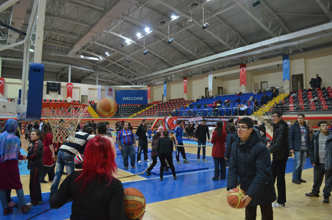 Özel Çocuklar Eğitim ve Spor Şenliği başladı