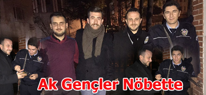 Ak Gençler Polis İle Nöbette