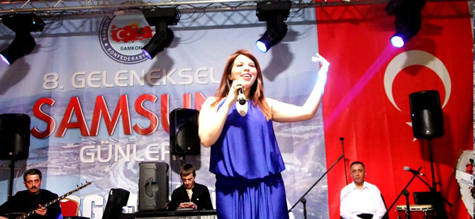 ŞEYDA KARADENİZ  KONSERLERİNDE BÜYÜK İLGİ GÖRÜYOR