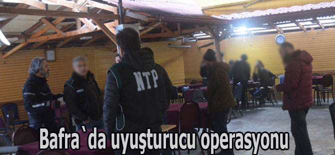 Bafra'da Kahvehaneye uyuşturucu operasyonu