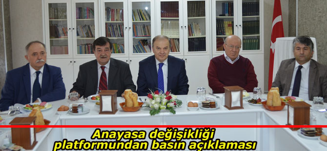 Anayasa değişikliği platformundan basın açıklaması