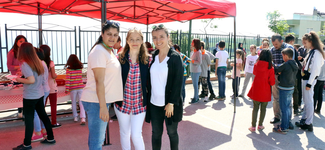 Toptepe İlköğretim Okulu'nda Yıl Sonu Sergisi ve Kermes