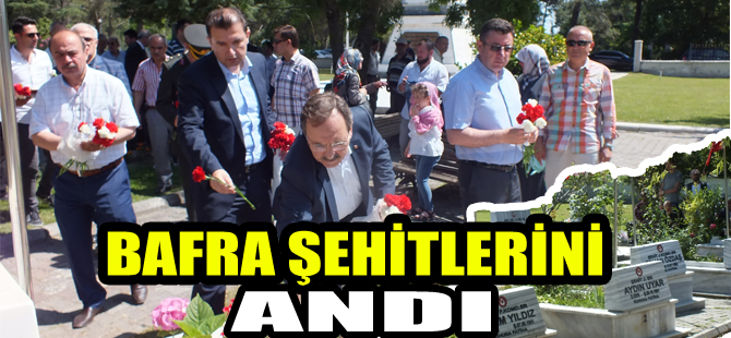 Şehitler kabri başında anıldı