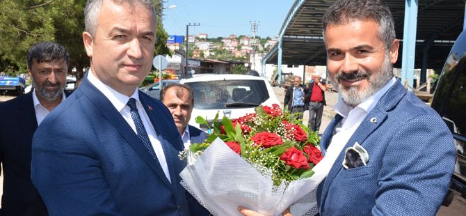 19 Mayıs İlçesinde Yoğun Katılımlı Bayramlaşma Töreni