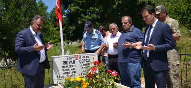 Başkan Özbalcı Şehit Kabirlerini Ziyaret Etti