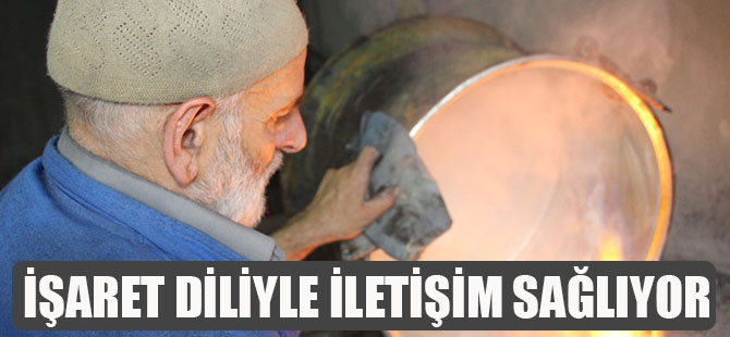 İşaret diliyle iletişim sağlıyor